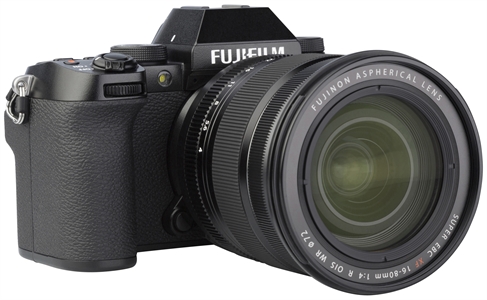 FUJIFILM X-S10 + XF16-80