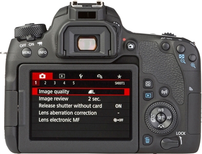 CANON EOS 77D + EF-S 18-135MM F/3.5-5.6 IS USM