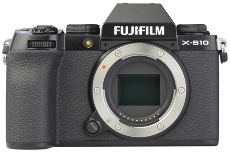 FUJIFILM X-S10 + XF18-55