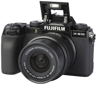 FUJIFILM X-S10 + XC15-45