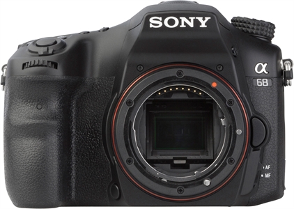 SONY ALPHA 68 + DT 18-55MM F/3.5-5.6 SAM II
