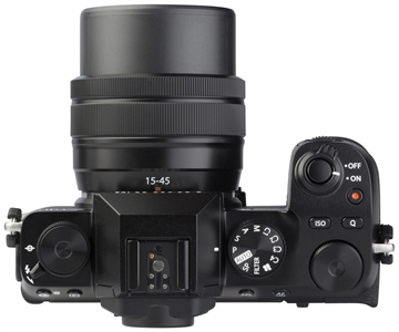 FUJIFILM X-S10 + XC15-45