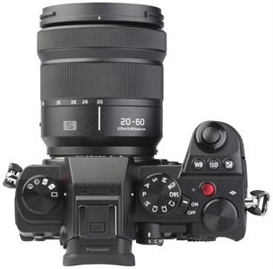 PANASONIC LUMIX DC-S5 + LUMIX S 20-60