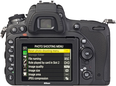 NIKON D750 + AF-S NIKKOR 24-85 MM 1:3.5-4.5 G ED VR